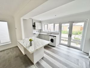 Photo 19- click for photo gallery